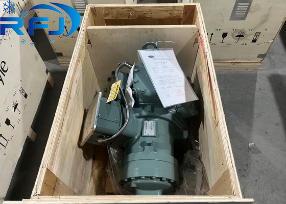 06DM313 Carlyle Compressor 半密閉型コンプレッサー 5HP 2.1L オイルチャージ